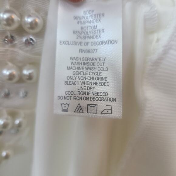 White Short Sleeve Blouse 2XL Embellished Elegant & Comfort - Picture 5 of 7